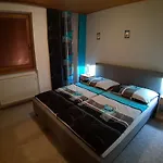 Anna Apartment *
